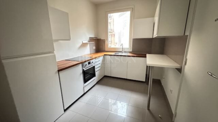 Ma-Cabane - Location Appartement Paris, 126 m²