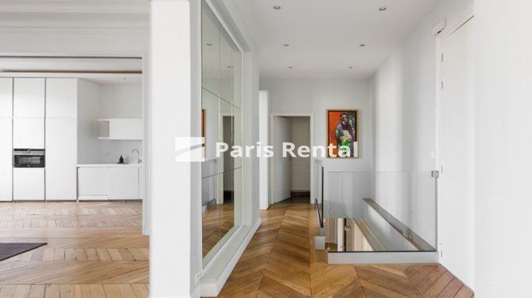Ma-Cabane - Location Appartement Paris, 208 m²