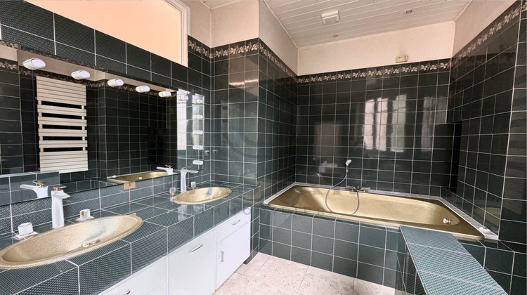 Ma-Cabane - Location Appartement Paris, 102 m²