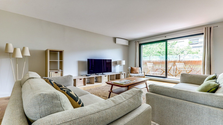 Ma-Cabane - Location Appartement Paris, 126 m²