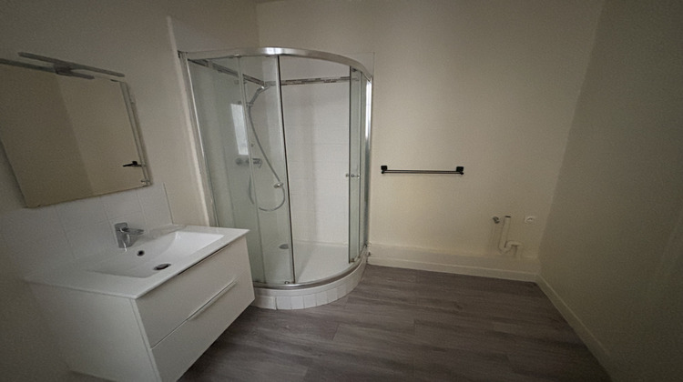 Ma-Cabane - Location Appartement Paris, 65 m²
