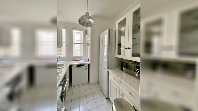 Ma-Cabane - Location Appartement PARIS 8, 77 m²