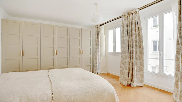 Ma-Cabane - Location Appartement PARIS 8, 122 m²