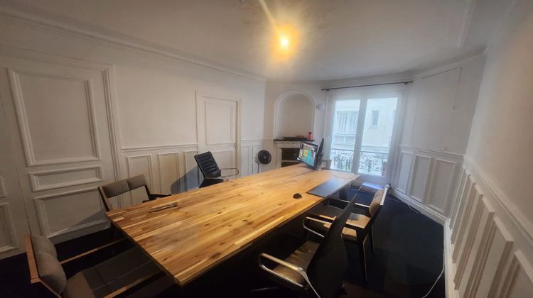 Ma-Cabane - Location Appartement Paris 8ème, 82 m²