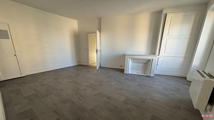 Ma-Cabane - Location Appartement PARMAIN, 42 m²