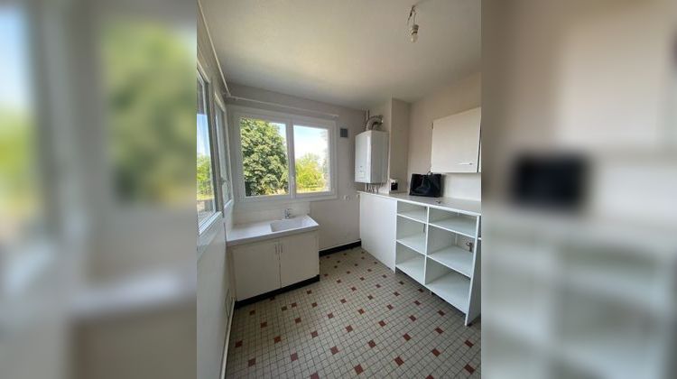 Ma-Cabane - Location Appartement Parthenay, 89 m²
