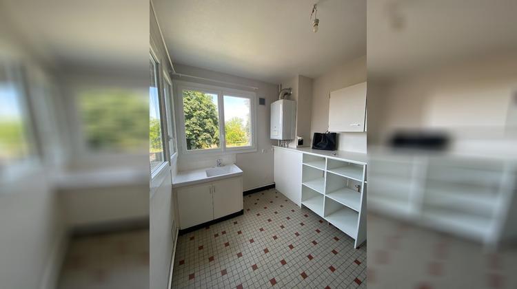 Ma-Cabane - Location Appartement Parthenay, 88 m²