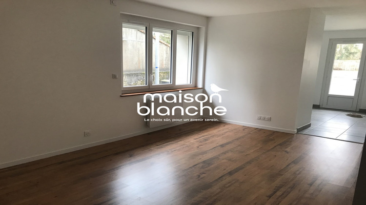 Ma-Cabane - Location Appartement Parthenay, 42 m²