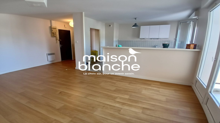 Ma-Cabane - Location Appartement Parthenay, 61 m²