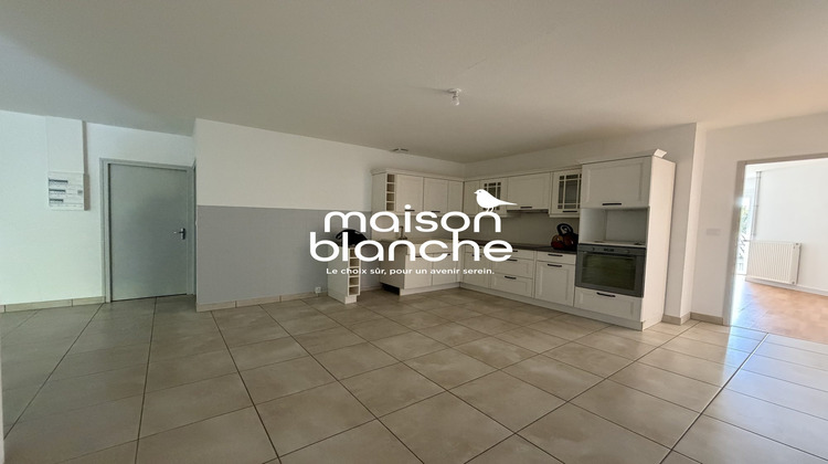 Ma-Cabane - Location Appartement Parthenay, 127 m²
