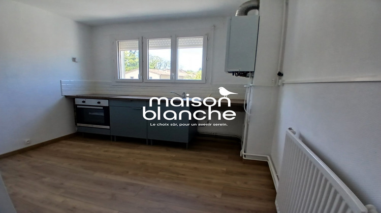 Ma-Cabane - Location Appartement Parthenay, 56 m²