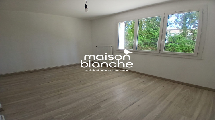 Ma-Cabane - Location Appartement Parthenay, 56 m²