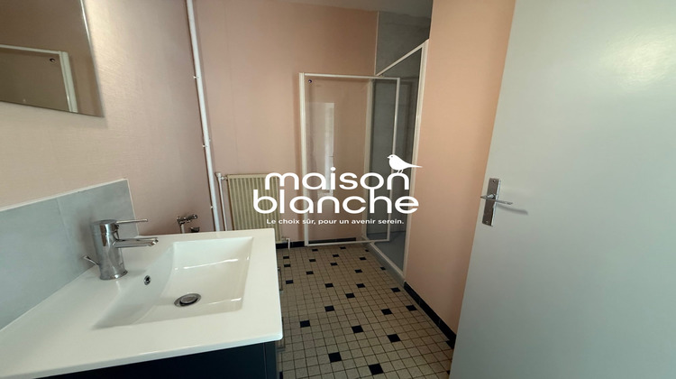 Ma-Cabane - Location Appartement Parthenay, 45 m²