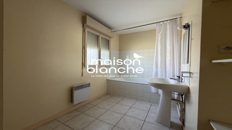 Ma-Cabane - Location Appartement Parthenay, 86 m²