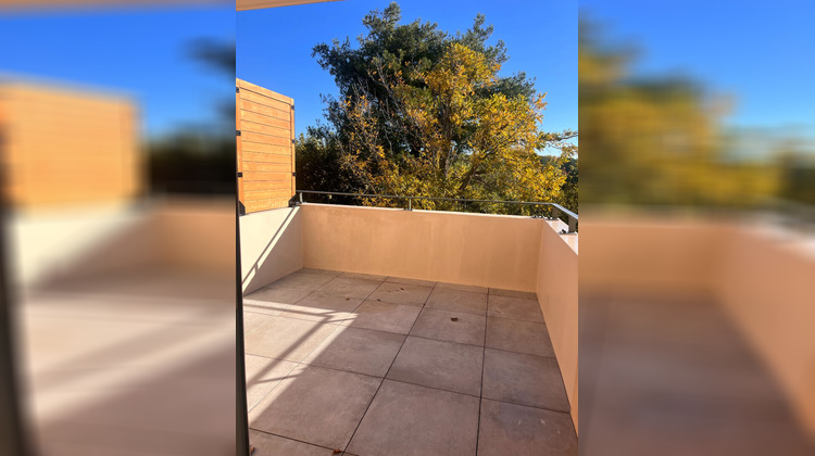 Ma-Cabane - Location Appartement PELISSANNE, 37 m²