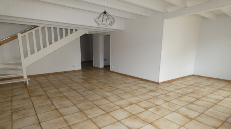 Ma-Cabane - Location Appartement PENNE-D'AGENAIS, 55 m²