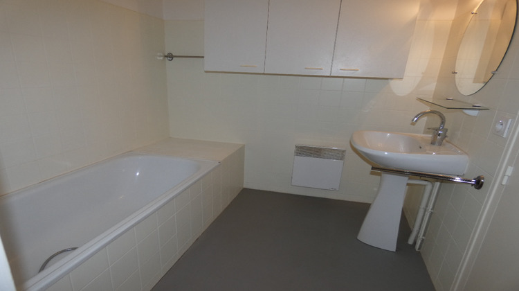 Ma-Cabane - Location Appartement PENNE-D'AGENAIS, 55 m²