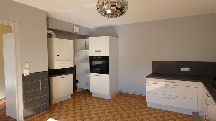 Ma-Cabane - Location Appartement PENNE-D'AGENAIS, 101 m²