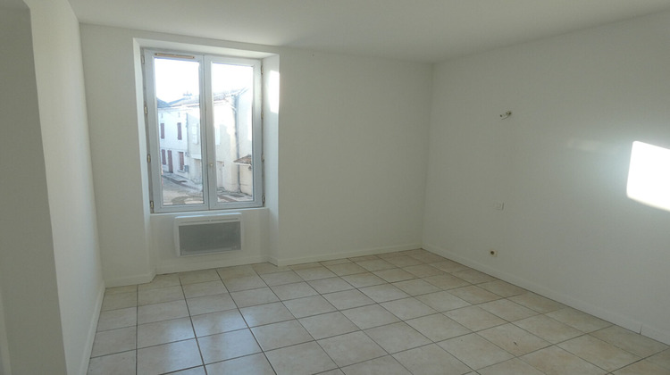 Ma-Cabane - Location Appartement PENNE-D'AGENAIS, 33 m²