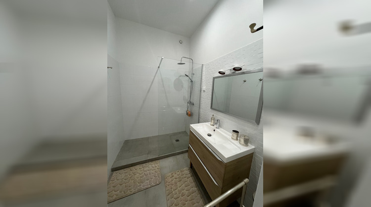 Ma-Cabane - Location Appartement PERIGUEUX, 84 m²