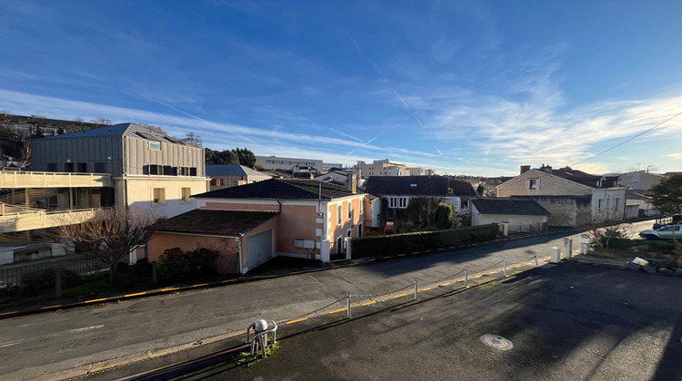 Ma-Cabane - Location Appartement PERIGUEUX, 33 m²