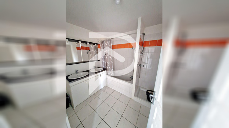 Ma-Cabane - Location Appartement PERIGUEUX, 59 m²