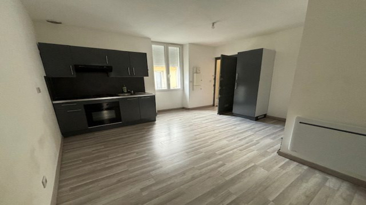 Ma-Cabane - Location Appartement Périgueux, 35 m²