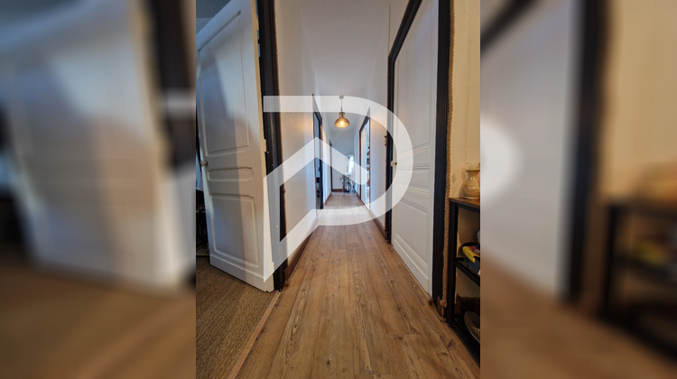 Ma-Cabane - Location Appartement PERIGUEUX, 79 m²