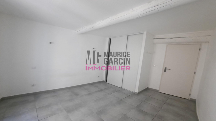 Ma-Cabane - Location Appartement Pernes-les-Fontaines, 47 m²