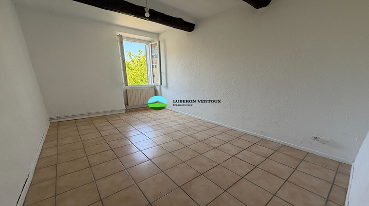 Ma-Cabane - Location Appartement PERNES-LES-FONTAINES, 50 m²