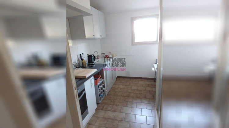 Ma-Cabane - Location Appartement Pernes-les-Fontaines, 57 m²