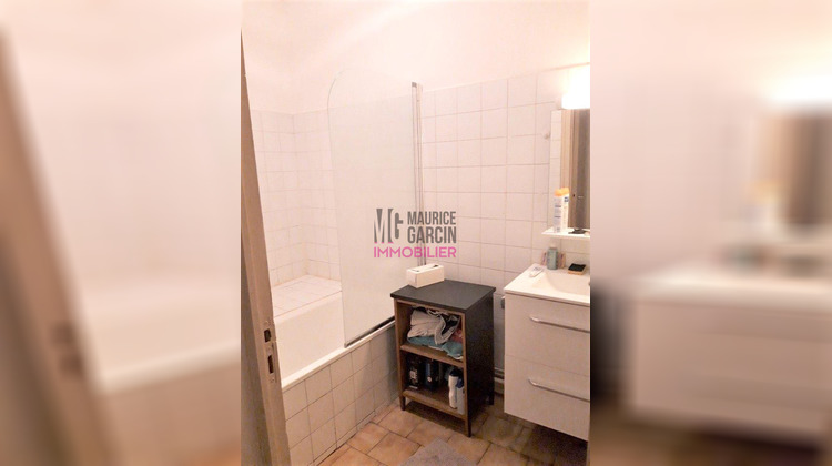 Ma-Cabane - Location Appartement Pernes-les-Fontaines, 57 m²
