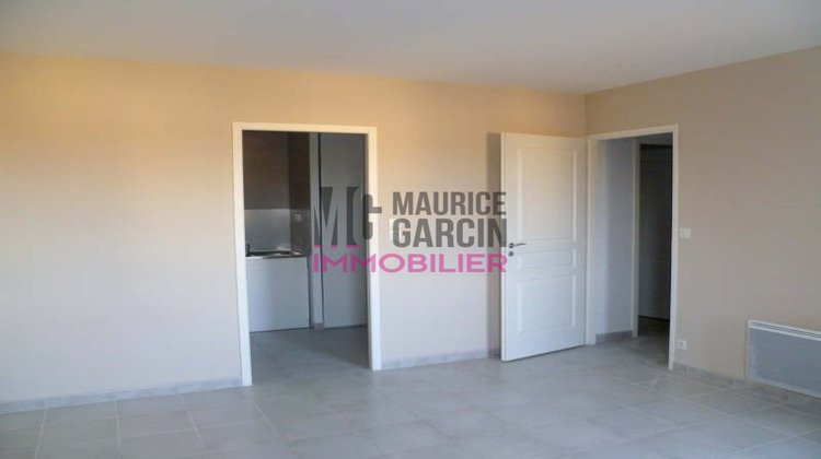 Ma-Cabane - Location Appartement Pernes-les-Fontaines, 60 m²