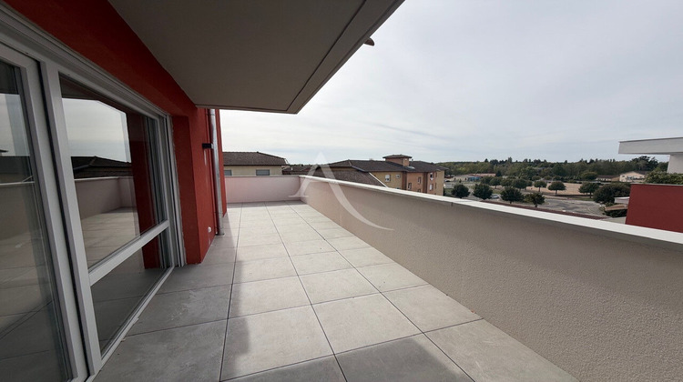 Ma-Cabane - Location Appartement PERONNAS, 45 m²