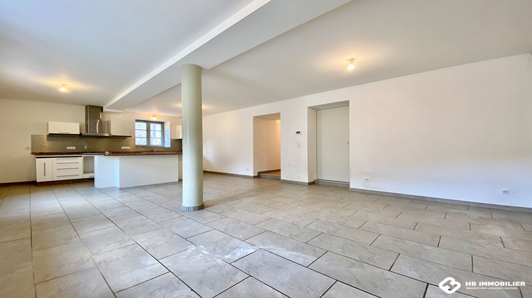 Ma-Cabane - Location Appartement PERREUX, 75 m²