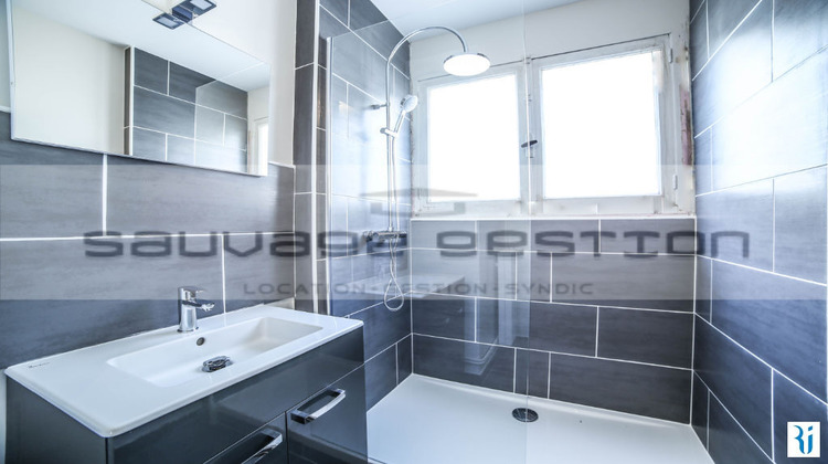 Ma-Cabane - Location Appartement PETIT-COURONNE, 60 m²
