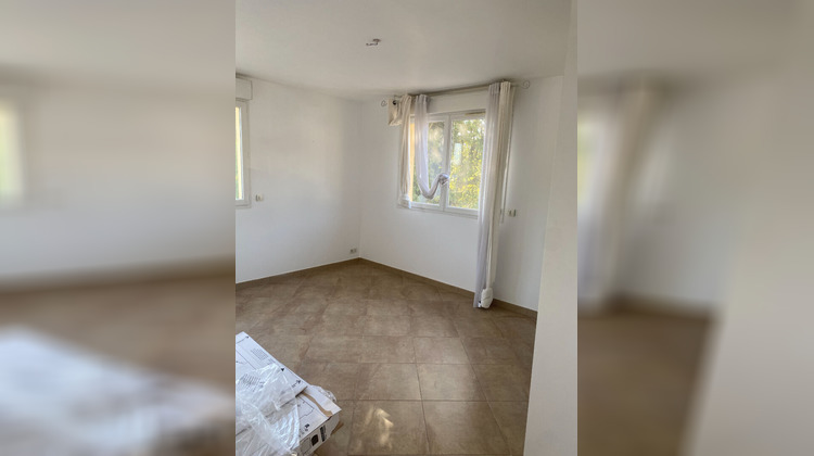 Ma-Cabane - Location Appartement PEYPIN, 81 m²