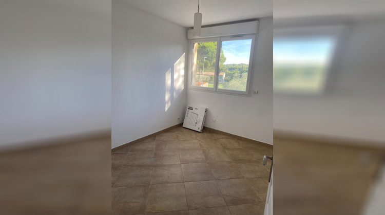 Ma-Cabane - Location Appartement PEYPIN, 81 m²
