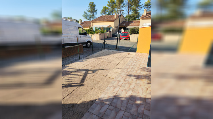 Ma-Cabane - Location Appartement PEYPIN, 43 m²