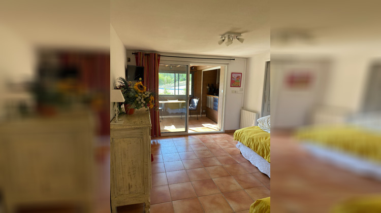 Ma-Cabane - Location Appartement PEYPIN, 29 m²