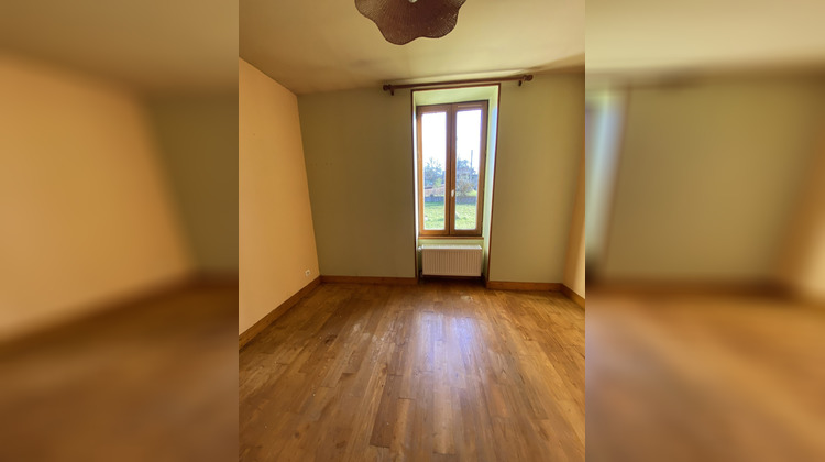 Ma-Cabane - Location Appartement Peyrat-le-Château, 52 m²