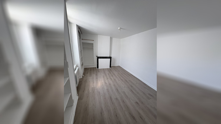 Ma-Cabane - Location Appartement Peyrins, 72 m²