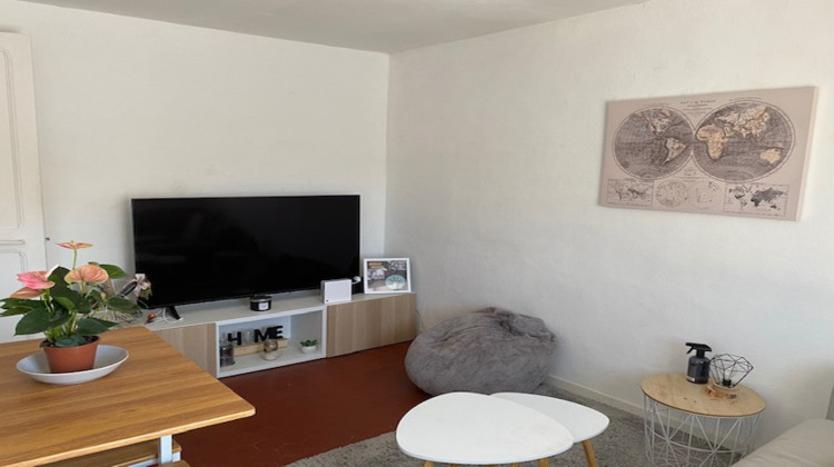 Ma-Cabane - Location Appartement Peyrolles-en-Provence, 46 m²