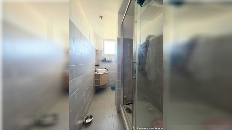 Ma-Cabane - Location Appartement PEYROLLES-EN-PROVENCE, 51 m²