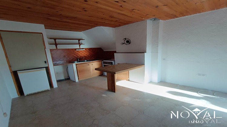 Ma-Cabane - Location Appartement Peyroules, 42 m²