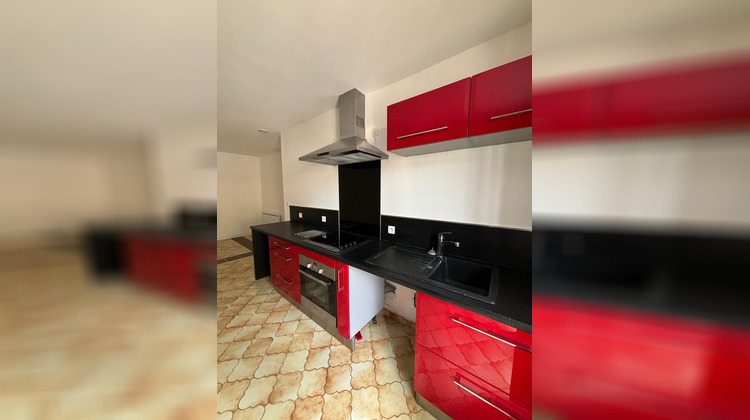 Ma-Cabane - Location Appartement PEZENAS, 67 m²