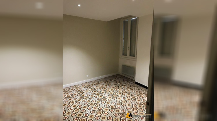 Ma-Cabane - Location Appartement Pézenas, 61 m²