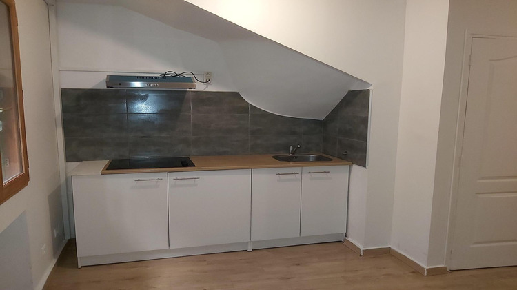 Ma-Cabane - Location Appartement PEZENAS, 32 m²