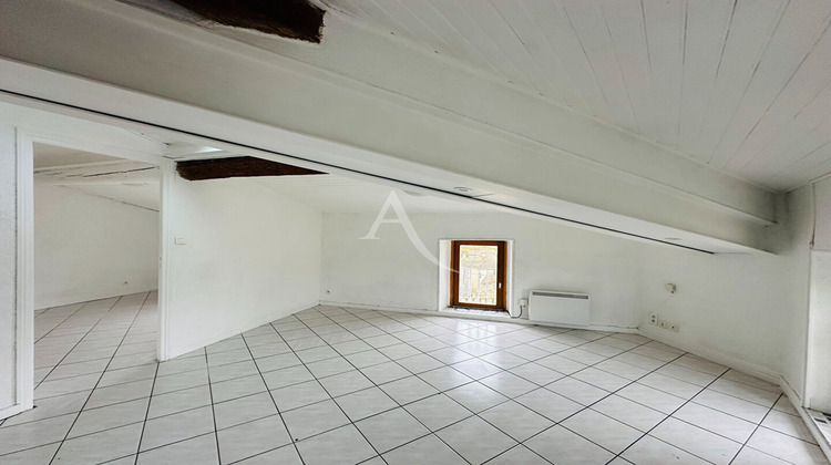 Ma-Cabane - Location Appartement PEZENS, 30 m²