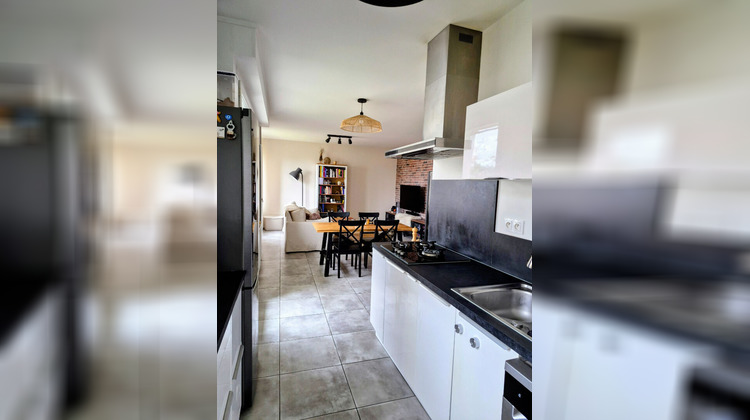 Ma-Cabane - Location Appartement PIERRE-BENITE, 66 m²